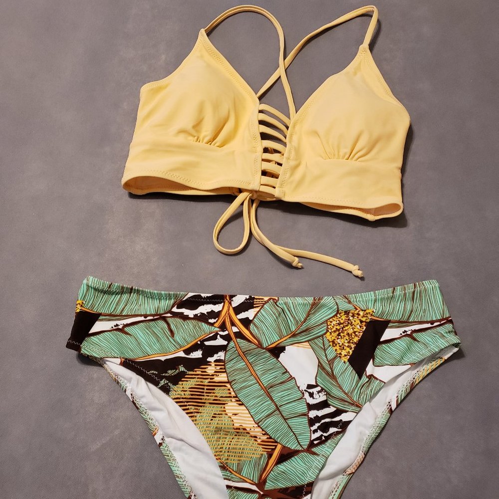 Cupshe High Waist Bikini Size Large Never Worn